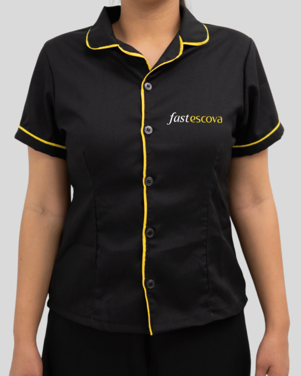 Conjunto Calça e Camisa Auxiliar de Limpeza